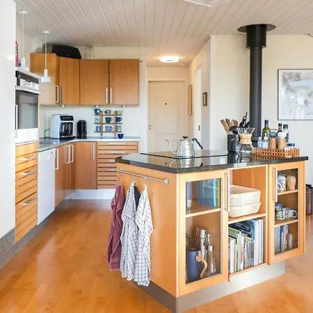 With Sunset Views Near Feriehus *