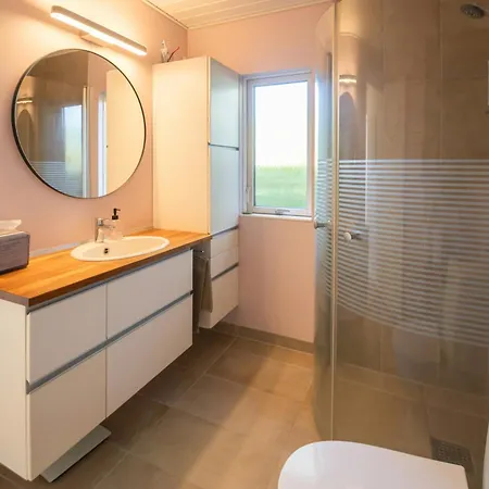 With Sunset Views Near Feriehus Hvidbjerg (Syddanmark)